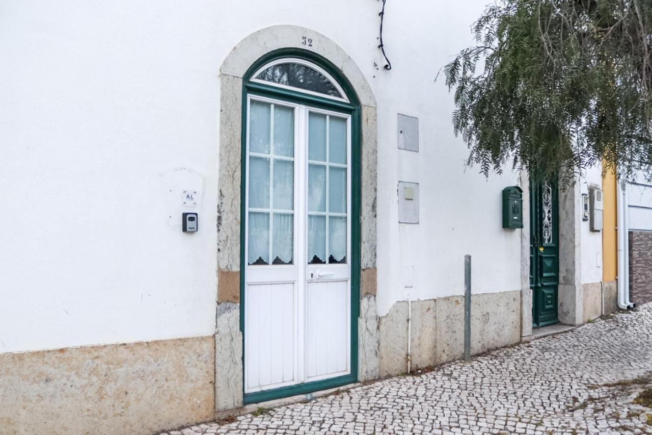 Traditional Portuguese Village House - Casa Martins No 52 Freiria Luaran gambar